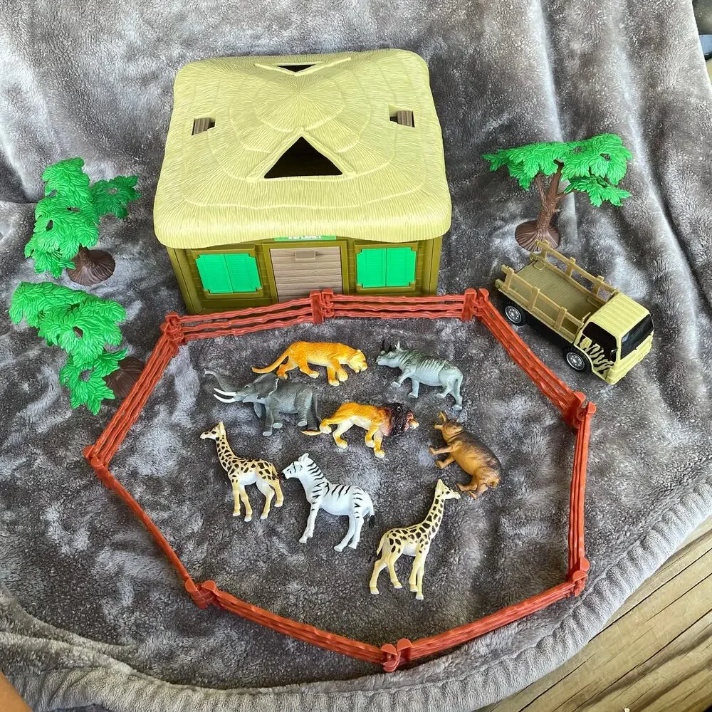 Vintage Toys R Us Safari Play Set Animal Planet Hut Truck Wild Jungle INCOMPLETE